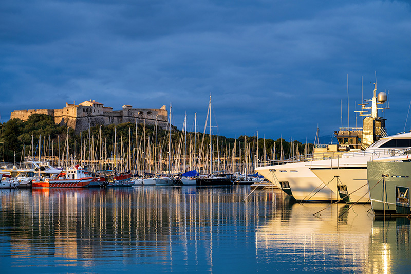 Antibes old town atmosphere - Antibes